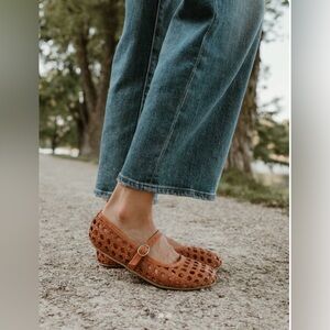 Origo Women's Barefoot Design Woven Ballerina by Anya, Size 10.